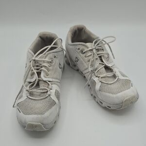 On Cloud Running | White Running Shoes Size 8